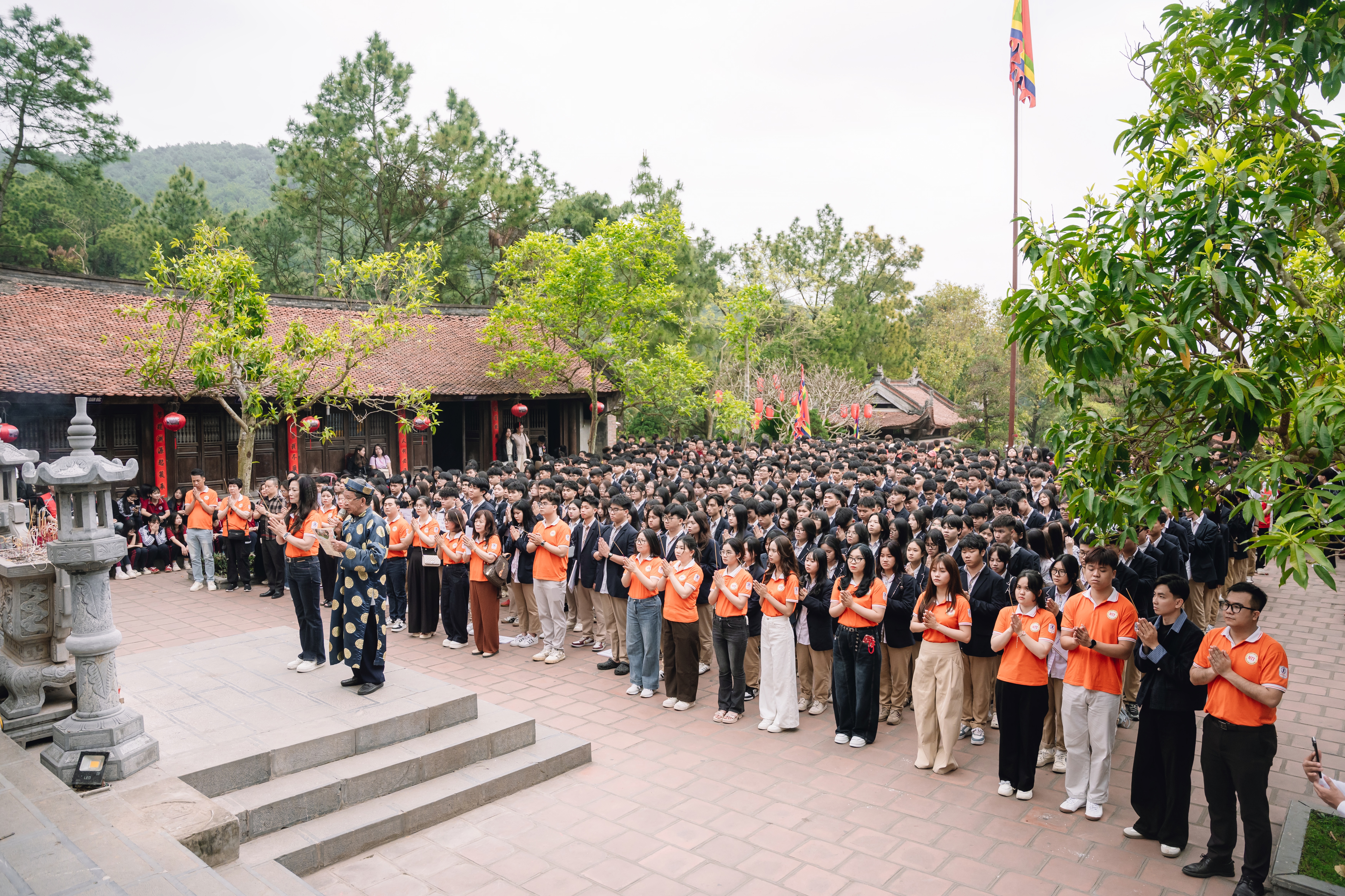 photos/NH2025-2026/Trai_Nghiem_ HK_2/DSC09884 - Sao chép.jpg